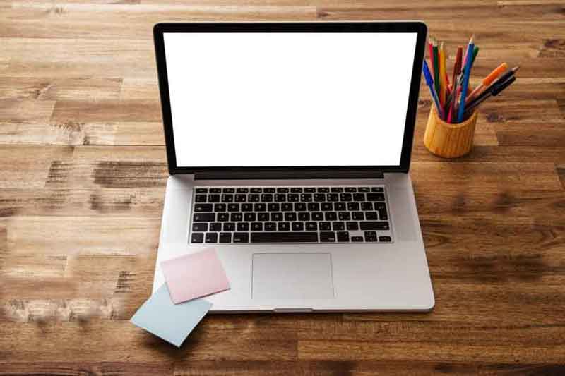 Computer for a refugee, help!!!